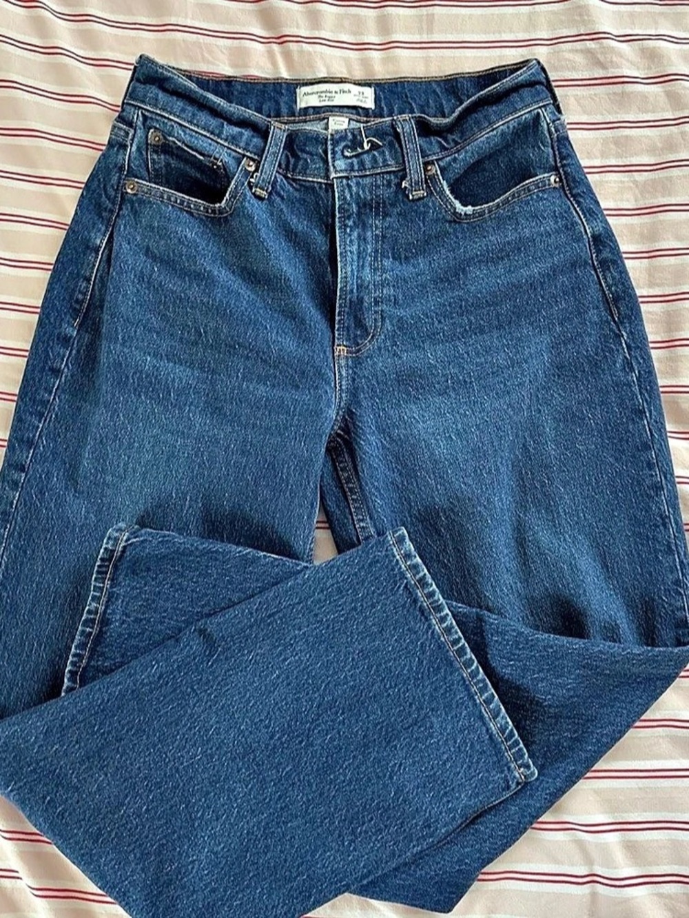 Abercrombie & Fitch Curve Love The Baggy Low Rise Jeans Waist 23